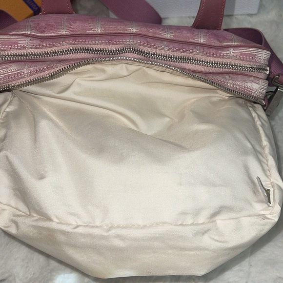 ππ Stunning Pink Chanel Nylon Canvas Crossbody/Tote Bag NOT THE BEAUTY LINE - Picture 8 of 15